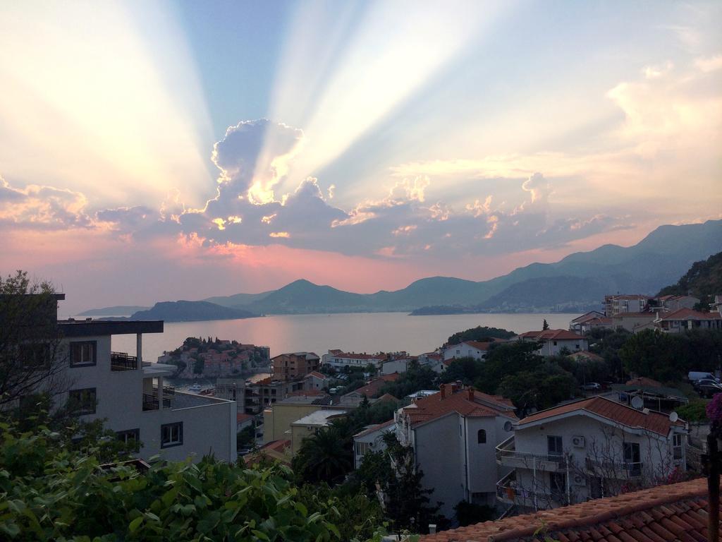 Apartments Aleksandar Sveti Stefan Dış mekan fotoğraf