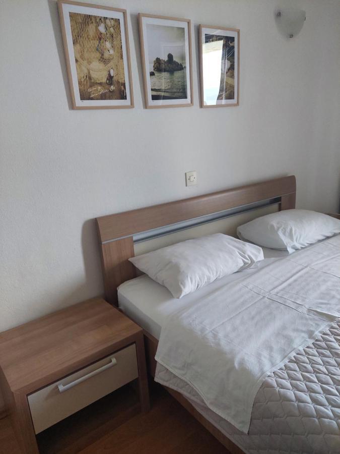 Apartments Aleksandar Sveti Stefan Dış mekan fotoğraf