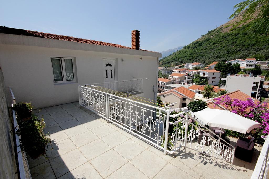 Apartments Aleksandar Sveti Stefan Dış mekan fotoğraf