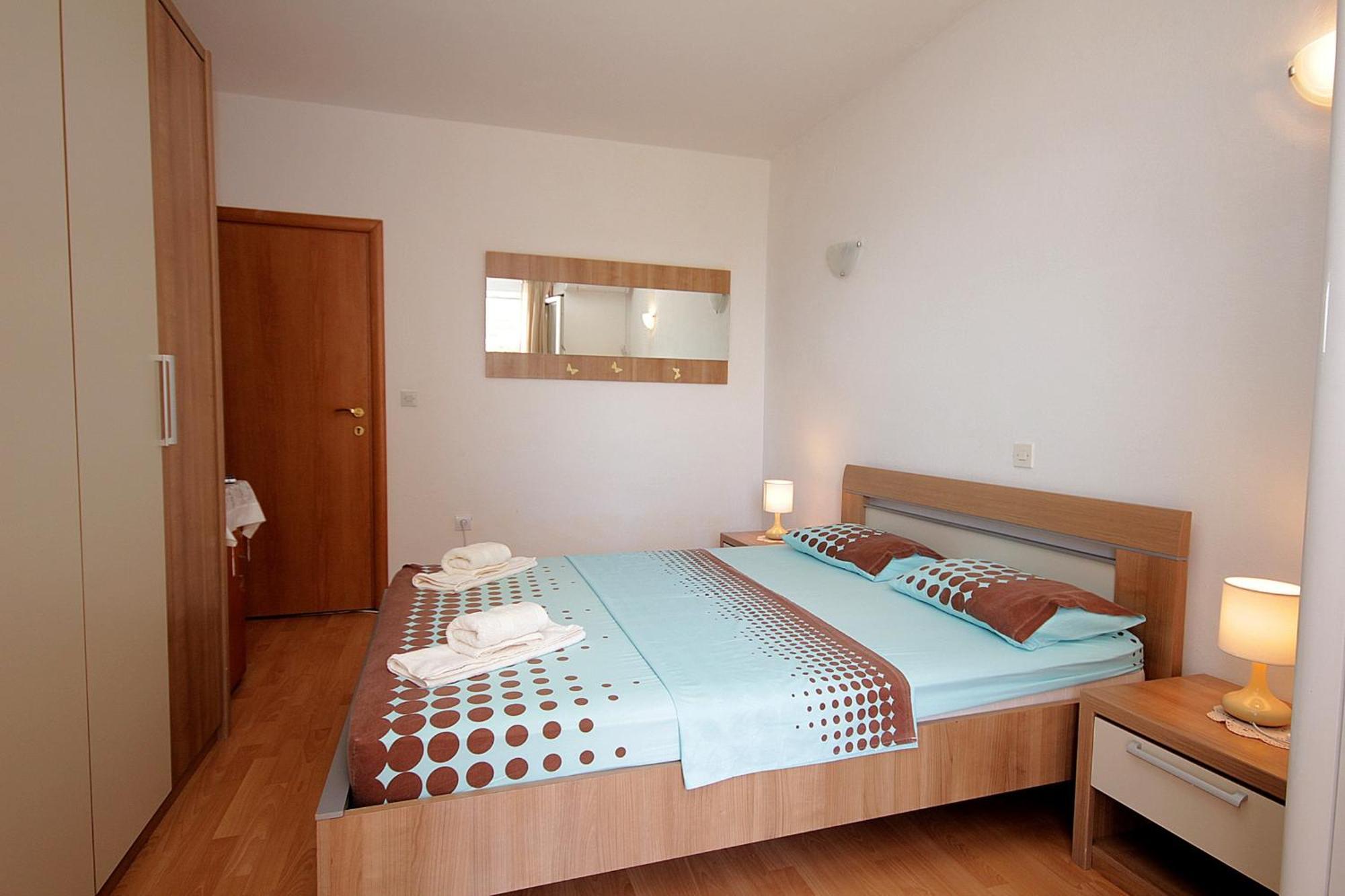 Apartments Aleksandar Sveti Stefan Oda fotoğraf