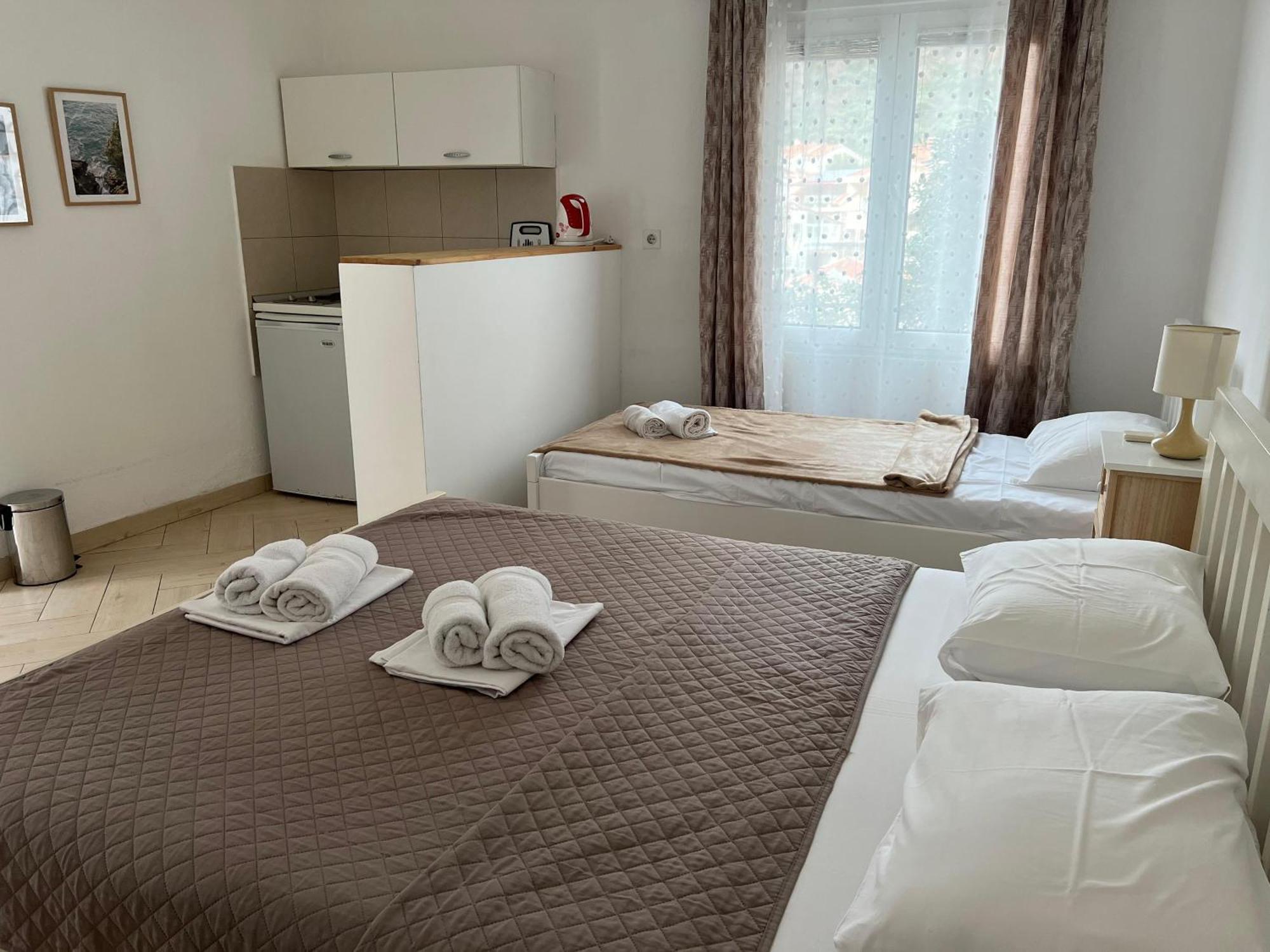 Apartments Aleksandar Sveti Stefan Dış mekan fotoğraf