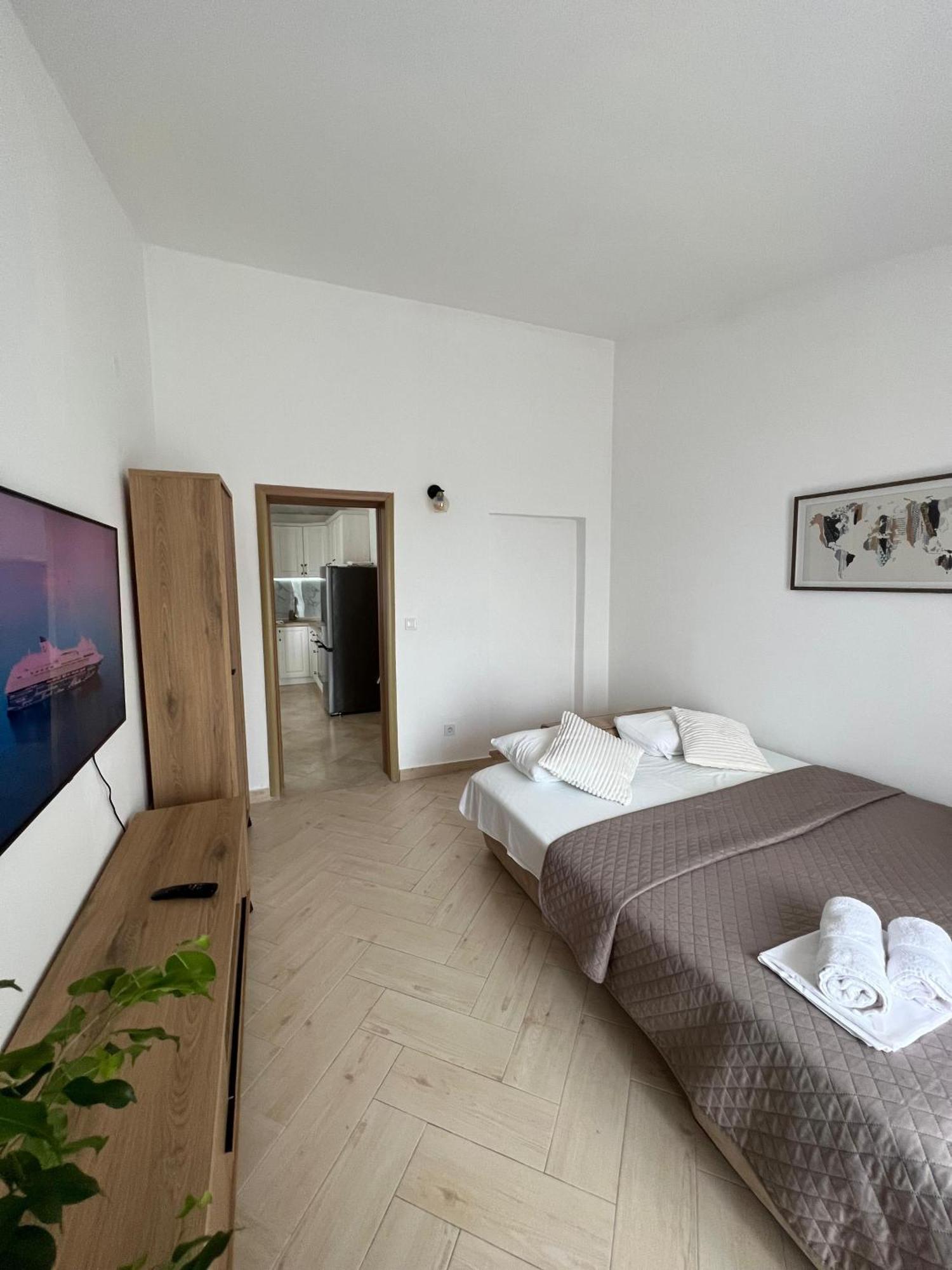 Apartments Aleksandar Sveti Stefan Dış mekan fotoğraf