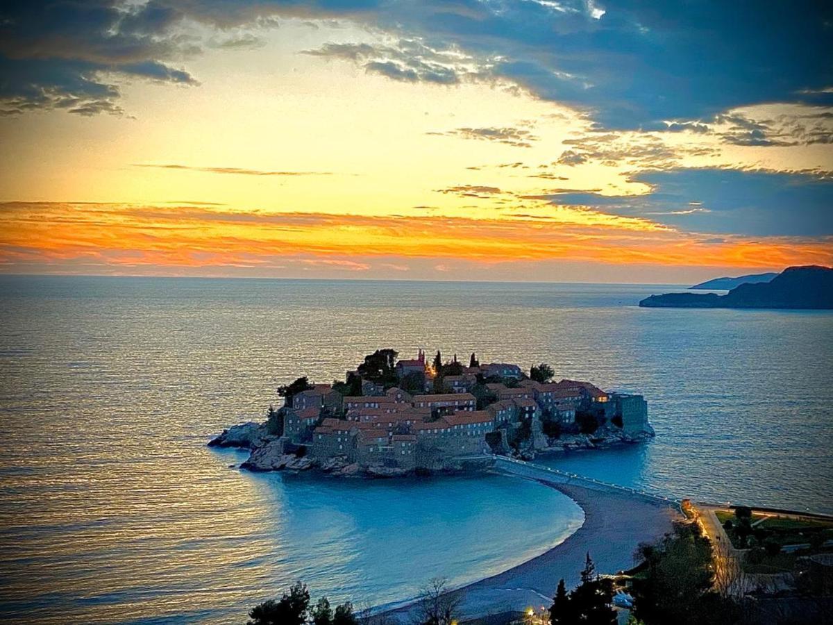 Apartments Aleksandar Sveti Stefan Dış mekan fotoğraf
